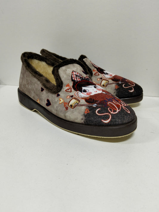 Zapatilla Crube 9111 Marron Cerrada Lana