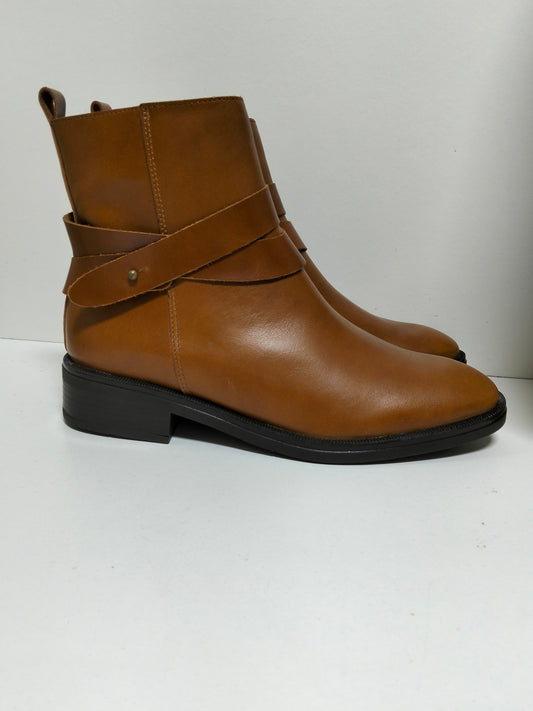 Botin Hee 23800 Camel Piel