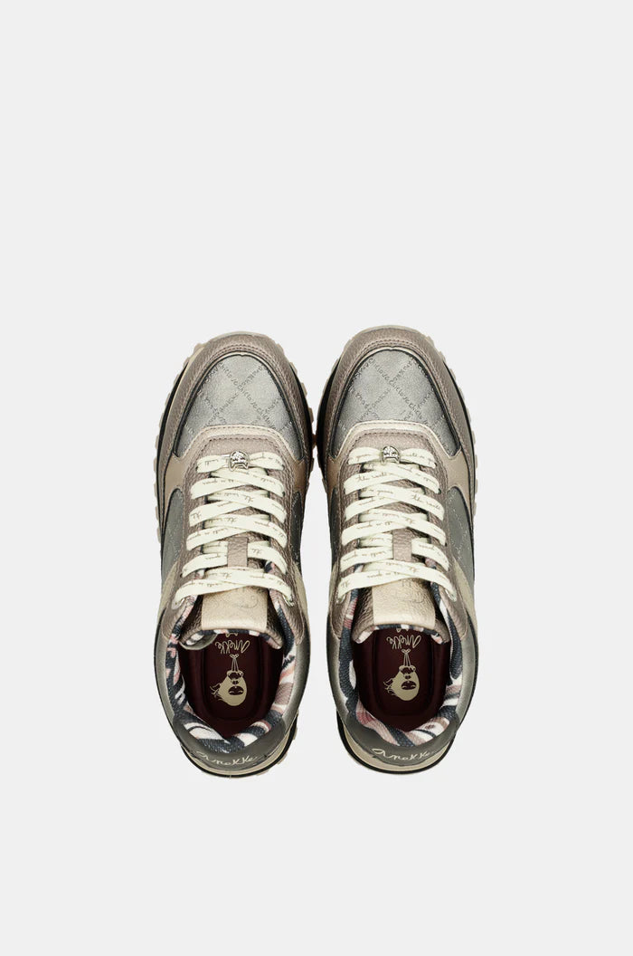 Deportivo Anekke 41380 Londres Metal