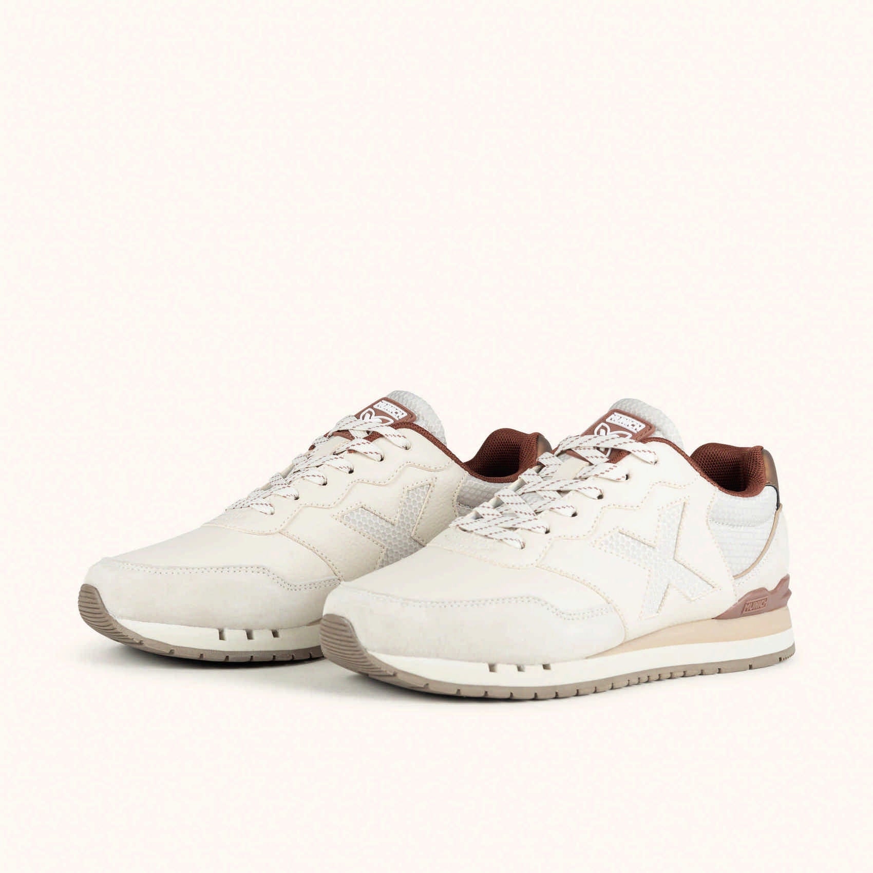 Deportivo MUNICH 4150305 DASH WMN305 BEIGE