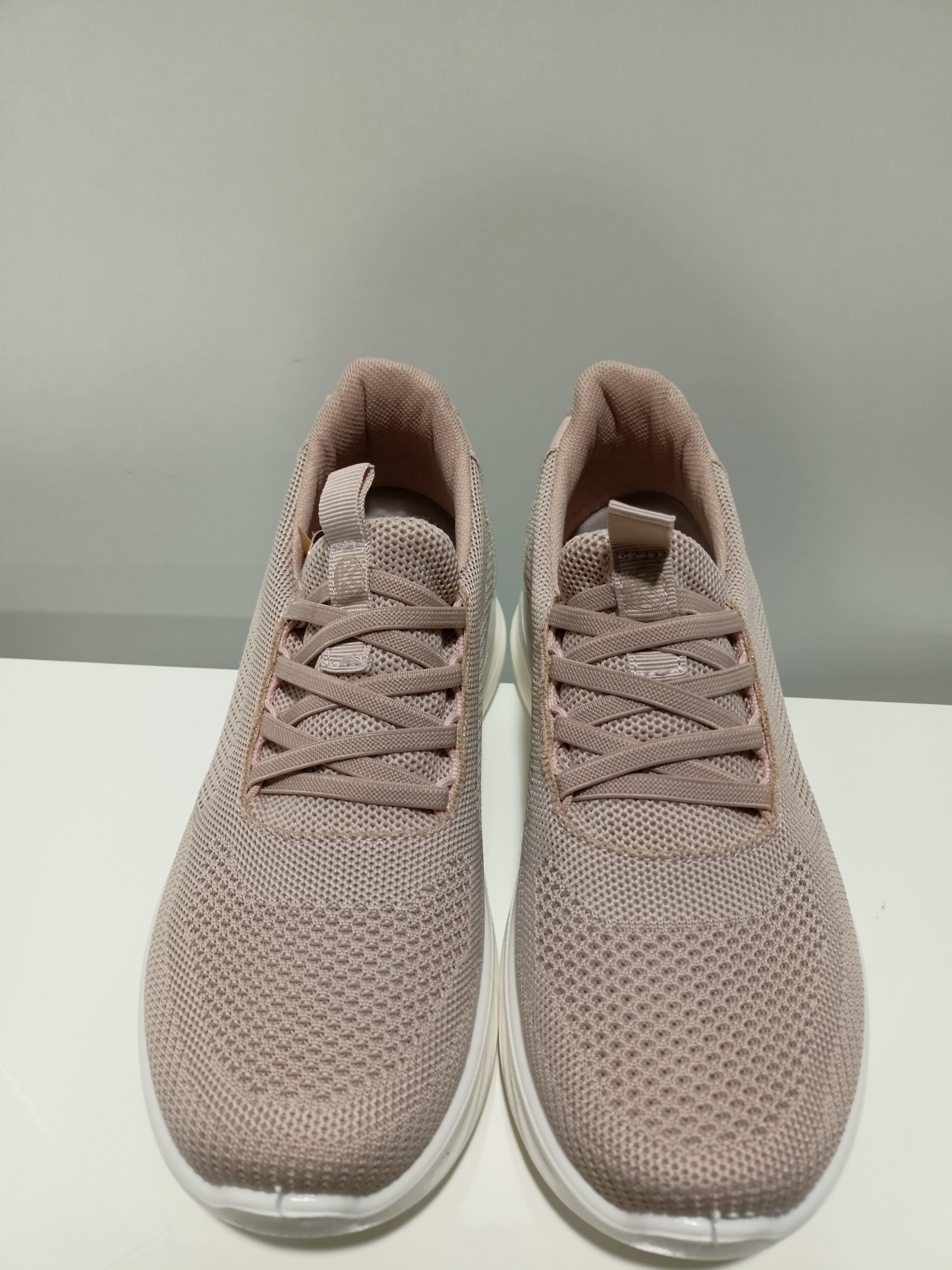 Deportivo Kelara K62105 Nude Sin Cordones