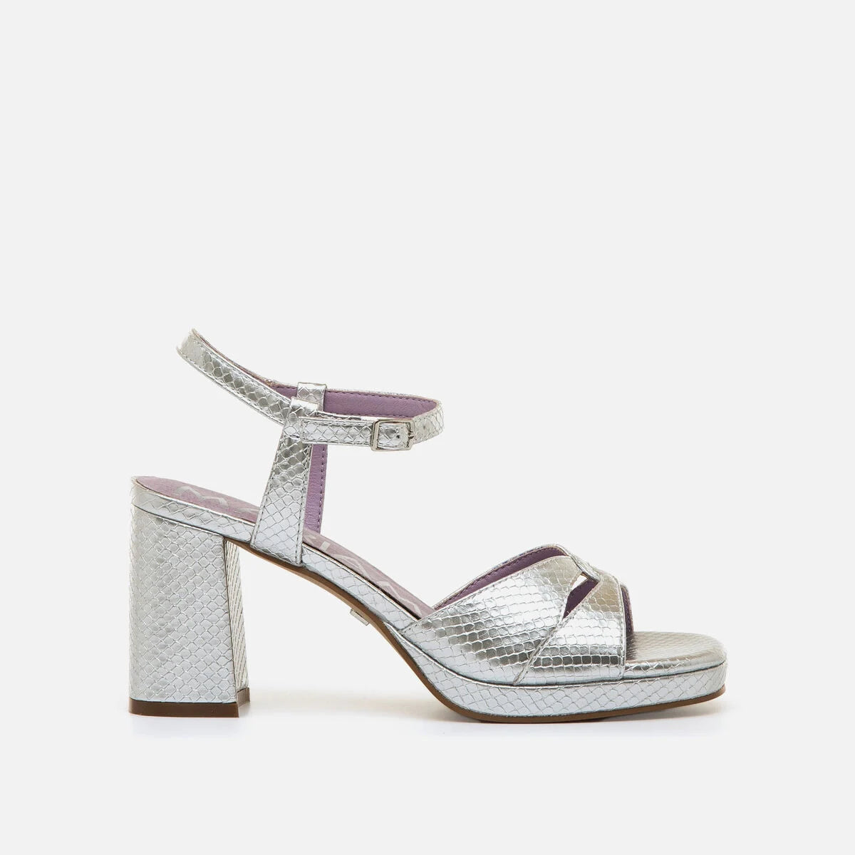Sandalia 68716 plateado con pulsera