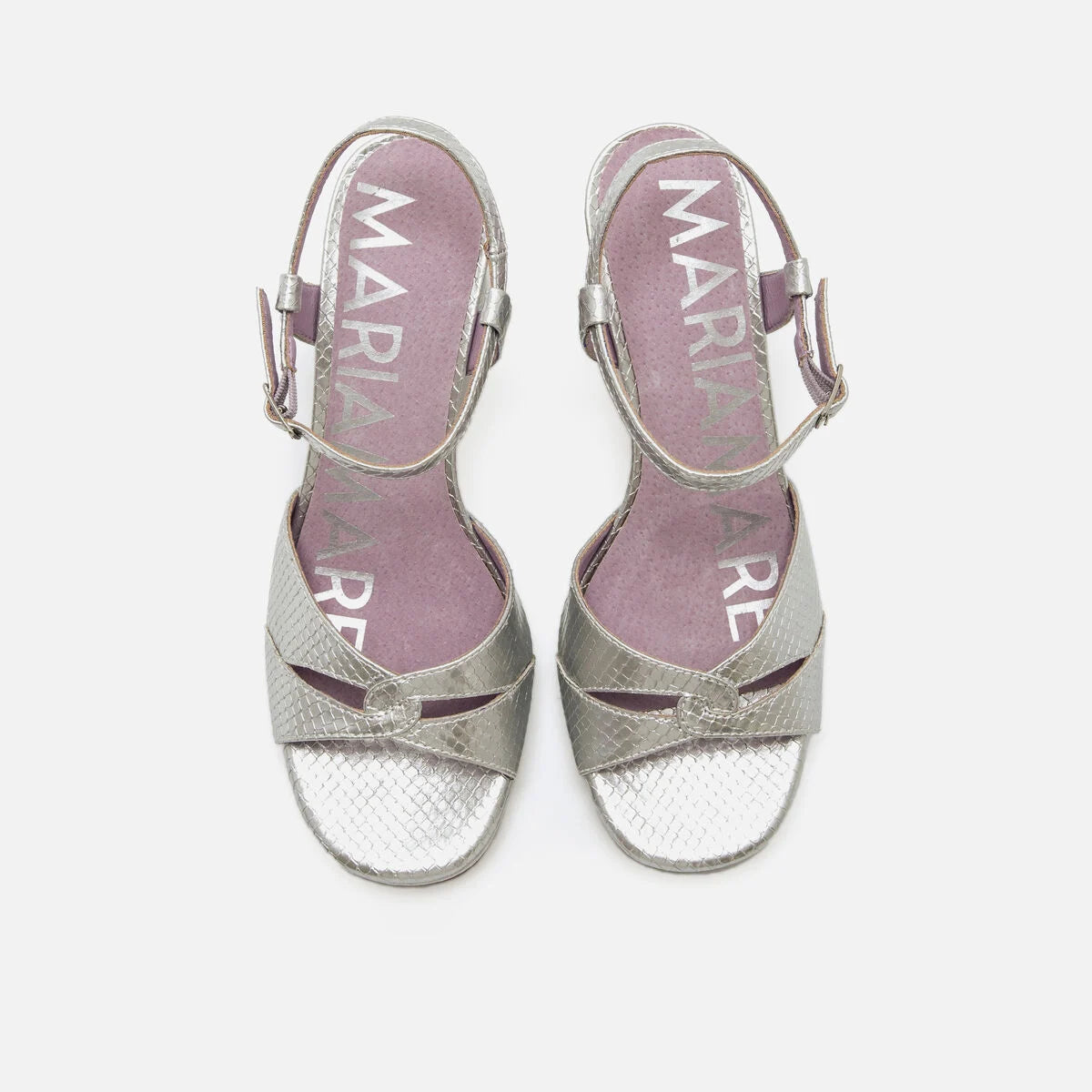 Sandalia 68716 plateado con pulsera